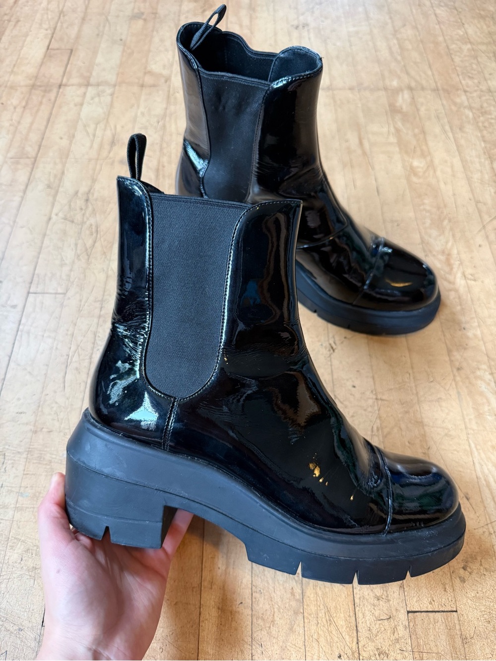 STUART WEITZMAN Patent Leather Norah Boots Pull On Chunky Lug Sole Black US 8.5